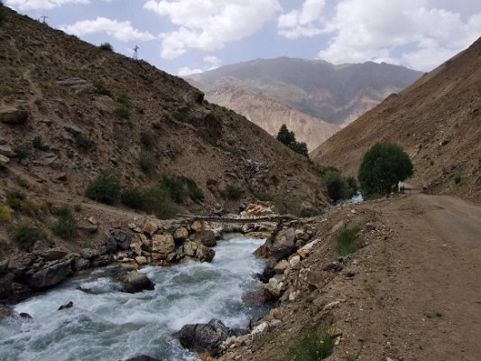 Na cestě z Chorogu do Iškašimu (15)